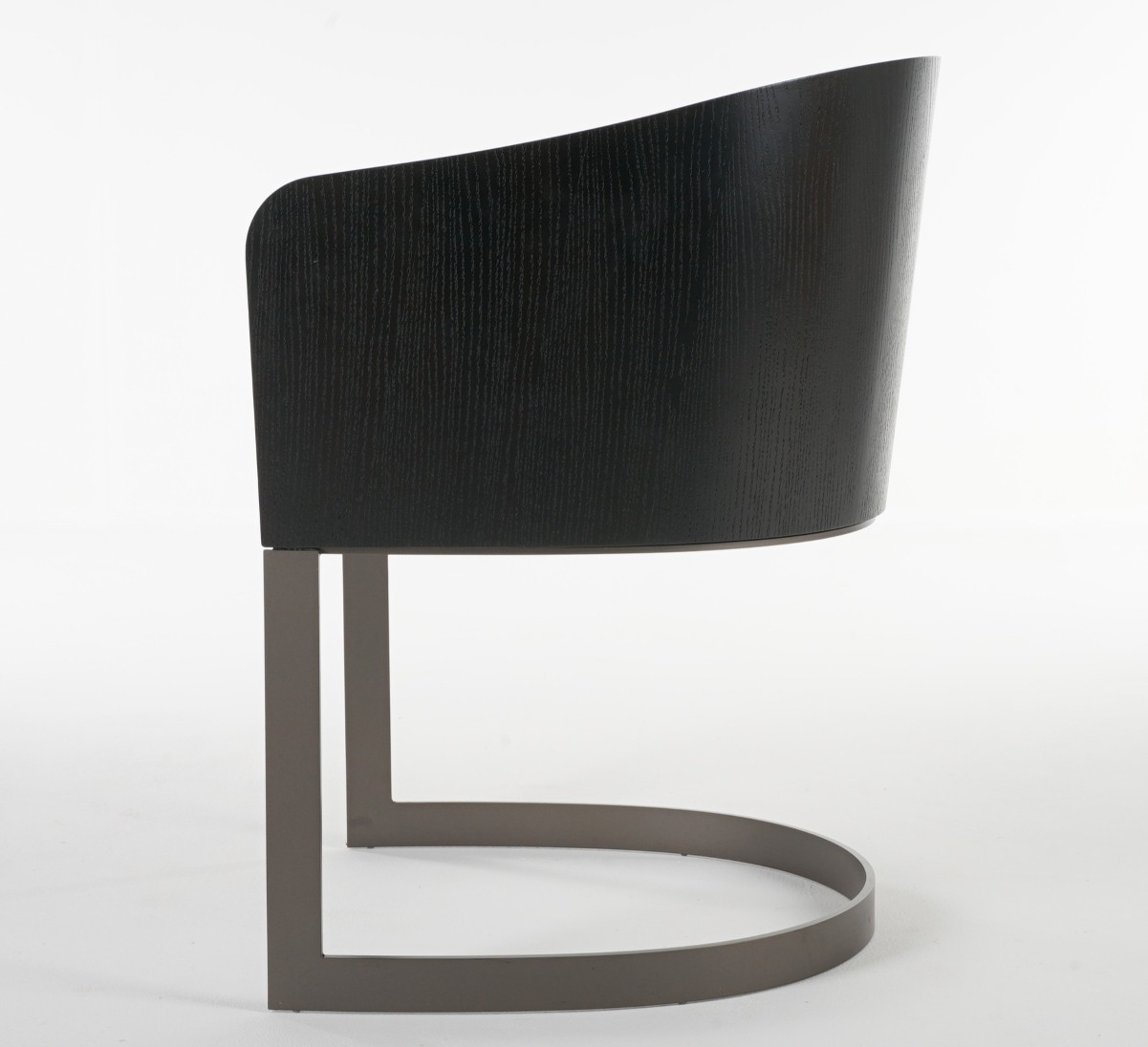 Кресло CLASSIC Armani / Casa, стоимость 440 000 руб.  Фотография 5